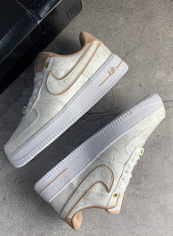 Кроссовки Nike Air Force 1 Low LX White Bio Beige живое фото 1