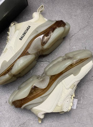 Кроссовки Balenciaga Triple S Clear Sole Beige живое фото 1